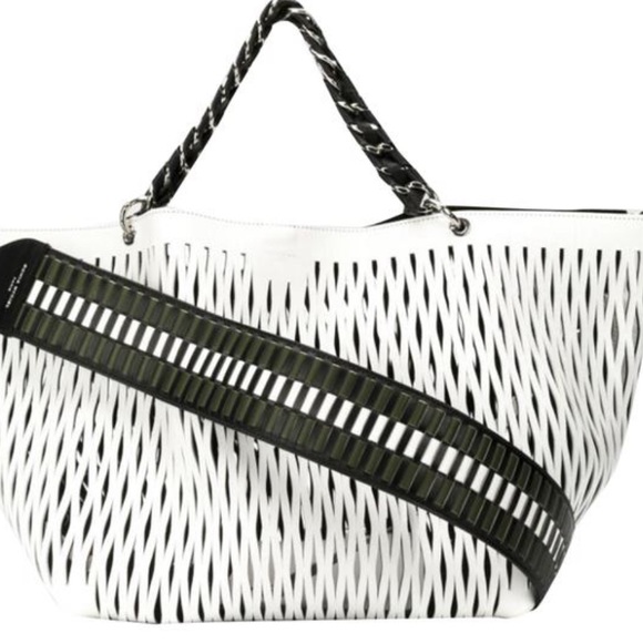 Sonia Rykiel
Panier Le Baltard Basket White Leather Tote - Picture 4 of 9